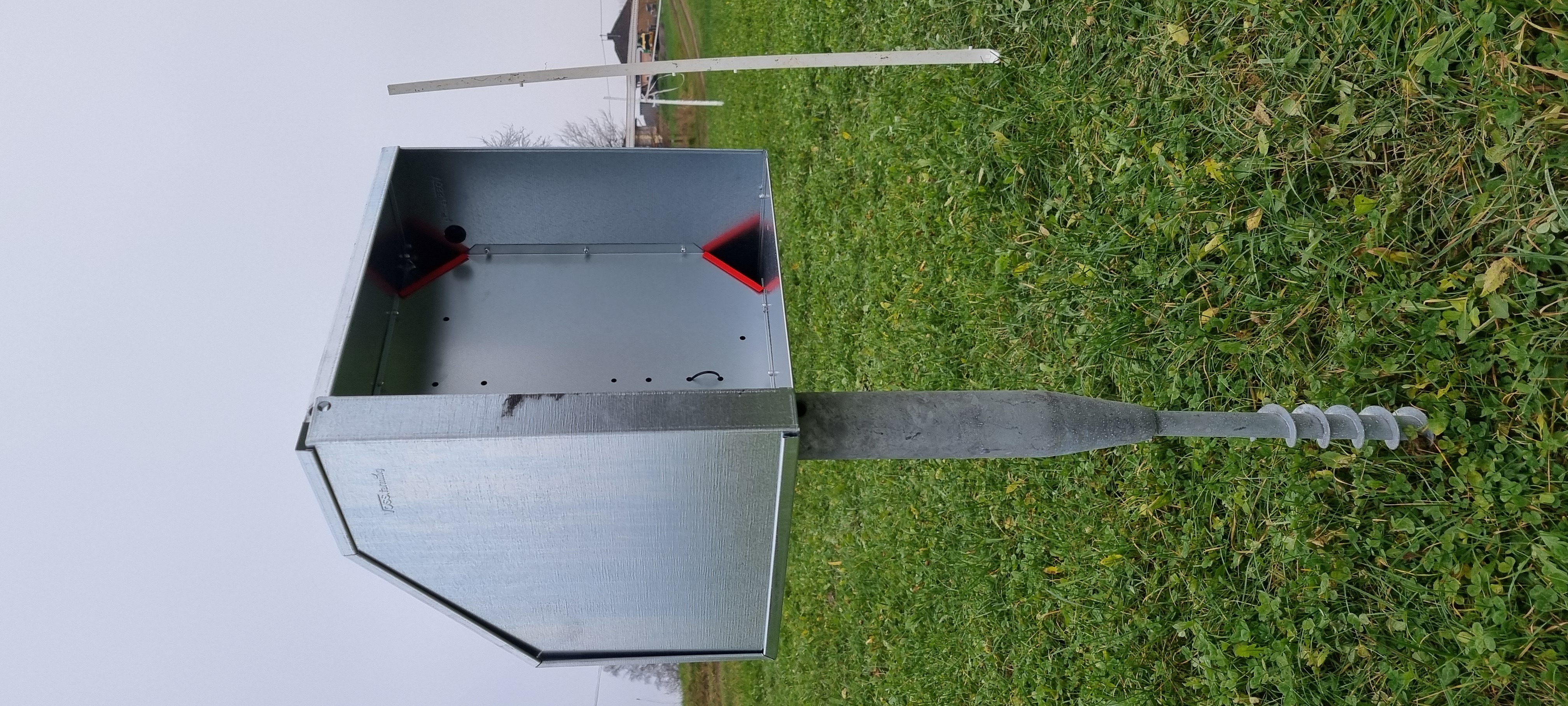 Einschraub-Erdstab Erdpfahl für Box
